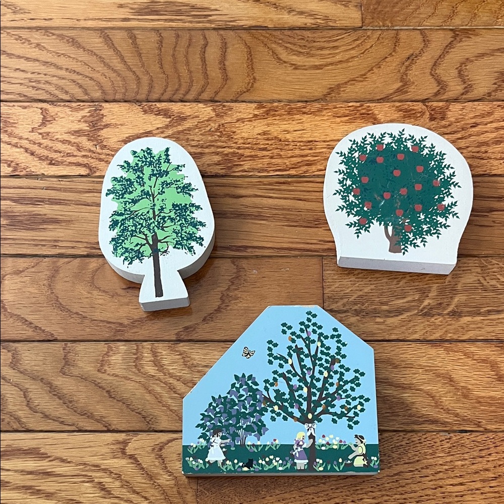 Cats Meow Faline Trees Easter Apple Decor collectible 90s